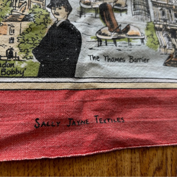 Vintage British cotton tea towel London - Picture 3 of 6